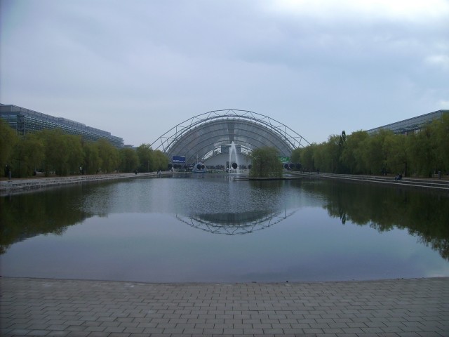Glashalle von auen