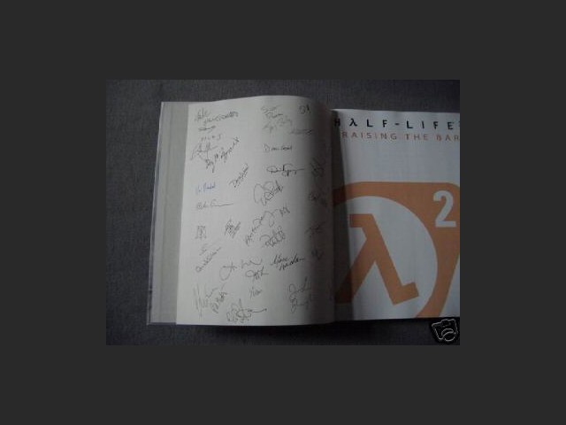 Half-Life 2: Raising the Bar - Signiert!