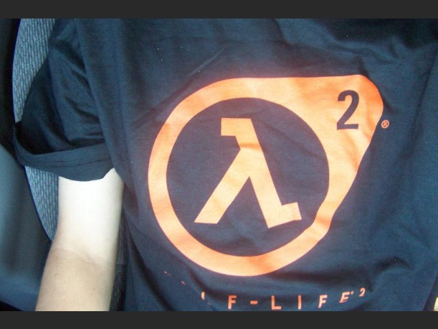 Half-Life 2 Shirt