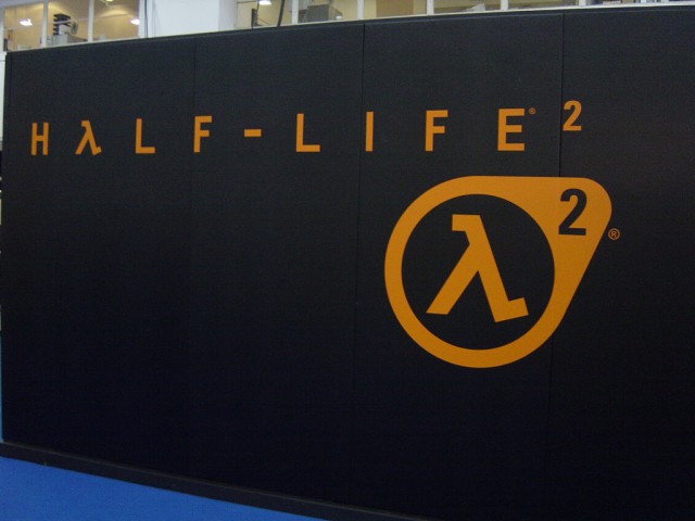 HL2 Stand